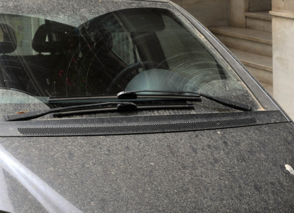 Αφρικανική σκόνη στο αυτοκίνητο: Πώς την καθαρίζουμε, πώς ρυθμίζουμε το air condition