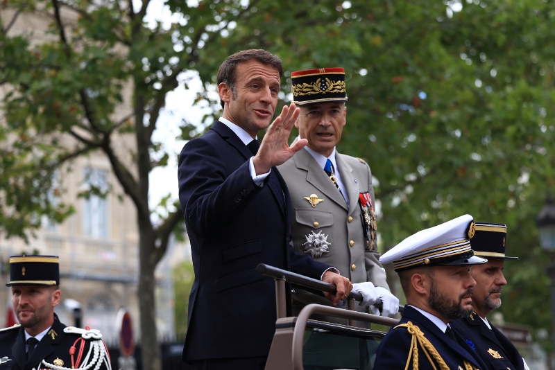 images/gallia_parelasi1.jpg