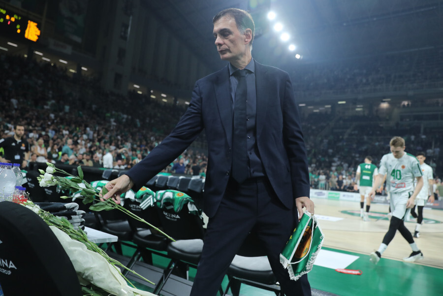 panathinaikos-olympiakos-pavlos-giannakopoulos-paris-dermanis-02_26d99.jpg