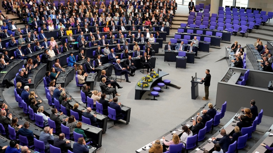 germany_parliament_fae4b.jpg