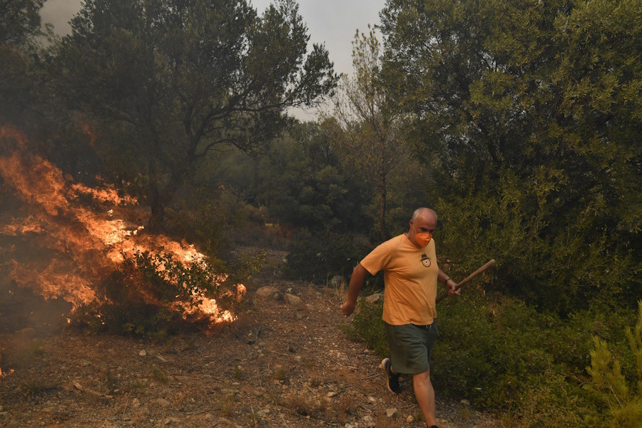 Φωτιά Στην Αττική, Φωτιά