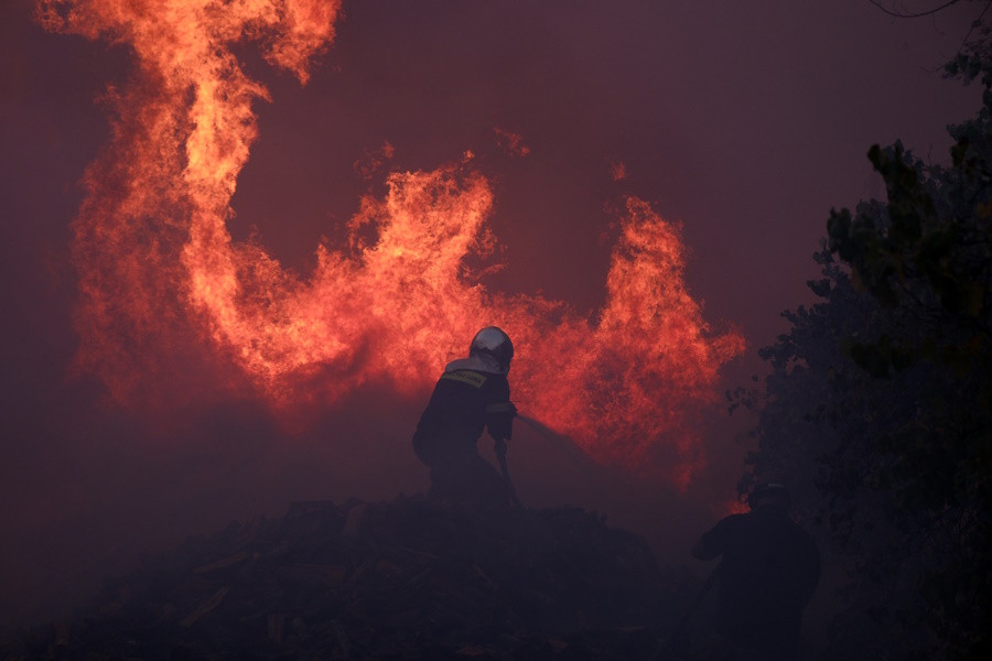 Φωτιά Στην Αττική, Φωτιά