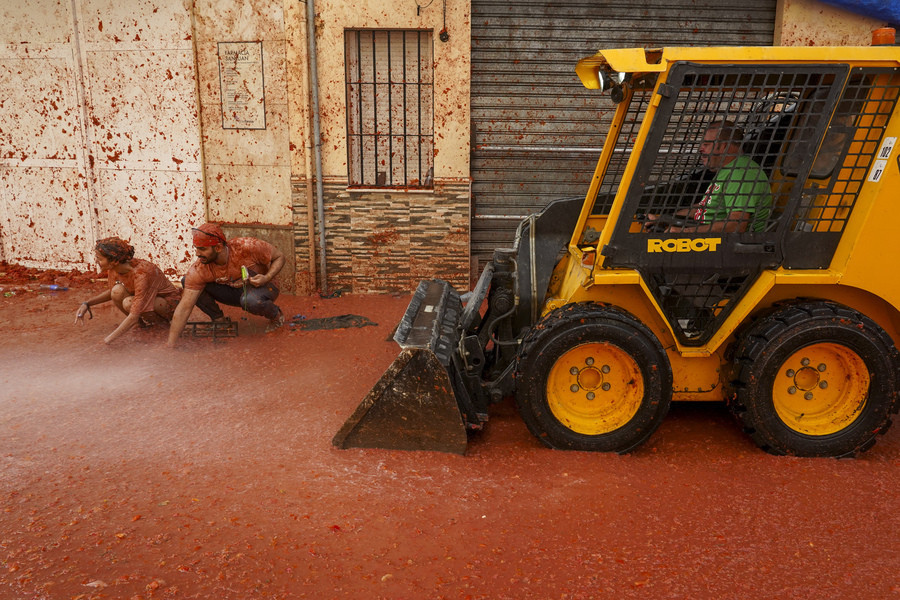 Spain_Tomatina11_1151a.jpg