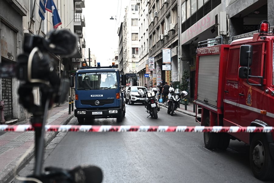 αθηνα, κλειστοι δρομοι, υποπτο αντικειμενο αθηνα, σωκρατουσ αθηνα κινηση