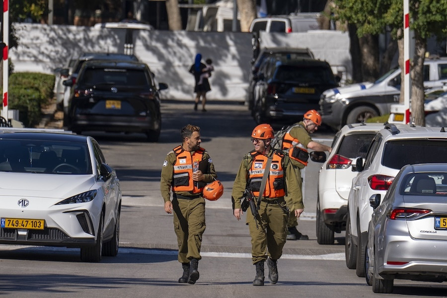 Αντίποινα για το χτύπημα στο σπίτι του Νετανιάχου – Ισραηλινοί βομβαρδισμοί στη Βηρυτό και σε όλα τα μέτωπα (βίντεο, εικόνες)