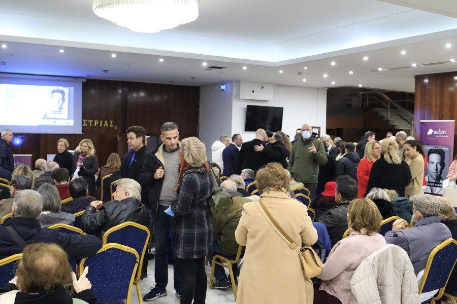stefanos-kasselakis-parousiasi-vivlio-22_4b23e.jpeg