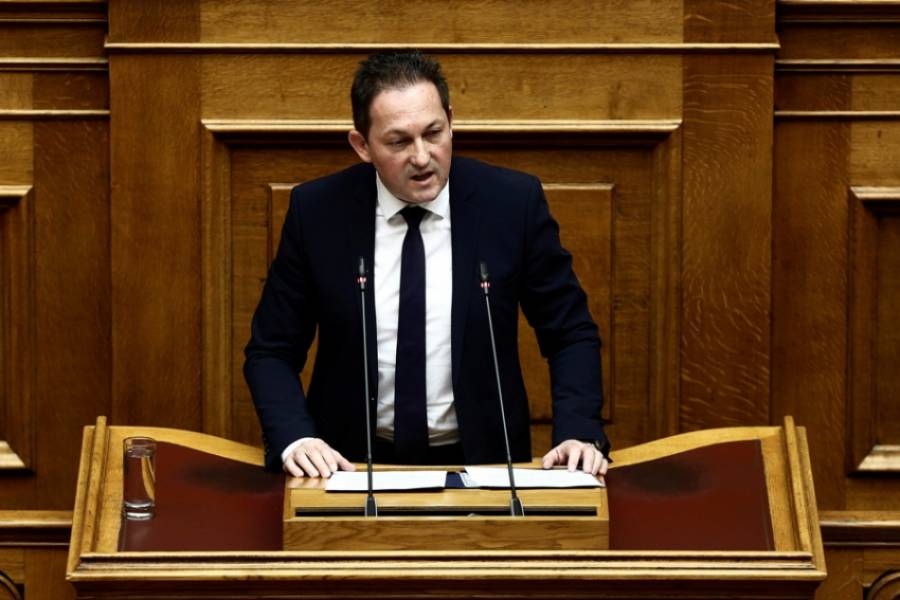 Πέτσας για Τσίπρα: Είναι ο τελευταίος που μπορεί να κάνει μαθήματα διαπραγμάτευσης