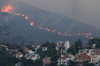 Κίνδυνος διακοπής ρεύματος στην Αττική: Πέφτει η τάση σε 3 περιοχές