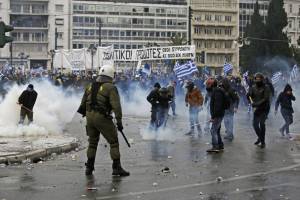 Υπ. Υγείας: Ψευδείς οι αναφορές για δεκάδες τραυματίες στο συλλαλητήριο