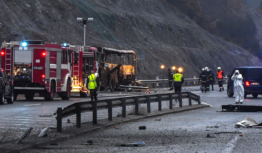 Τραγωδία στη Βουλγαρία: Τουλάχιστον 45 νεκροί από φωτιά σε λεωφορείο