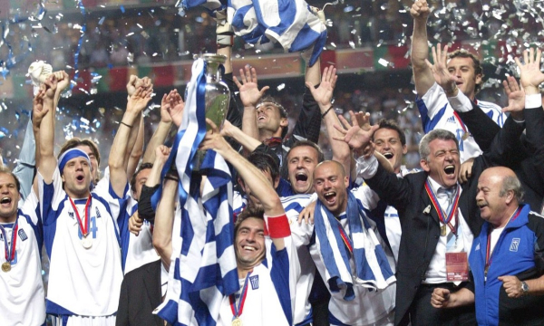 Legends 2004 - UEFA All Stars: H ώρα και το κανάλι μετάδοσης του μεγάλου φιλικού αγώνα
