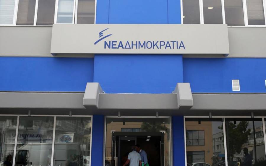 «Πόλεμος χαρακωμάτων» Νέας Δημοκράτιας και Μεγάρου Μαξίμου για τις δηλώσεις Τσακαλώτου