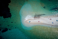 Απάτητες παραλίες: Νέα λίστα - Προστέθηκαν 40 ακόμη χωρίς ξαπλώστρες και ομπρέλες