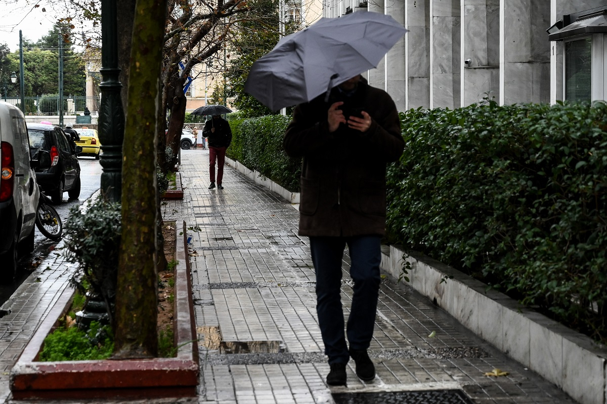 Κλέαρχος Μαρουσάκης για κακοκαιρία: Πολύ νερό και χιόνια από Δευτέρα - Δύσκολα σε 5 περιοχές