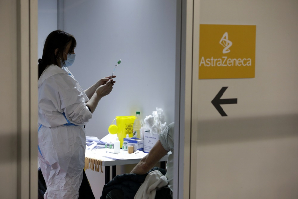 AstraZeneca: Ο Καναδάς σταματά το εμβόλιο στους κάτω των 55 ετών