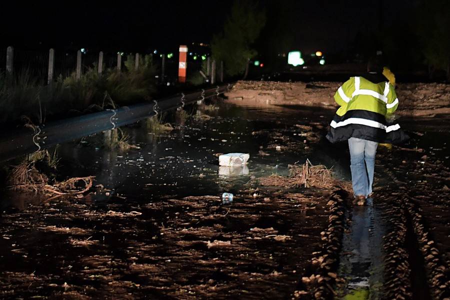 Εθνική Αθηνών - Κορίνθου: Χάος με εγκλωβισμένους οδηγούς