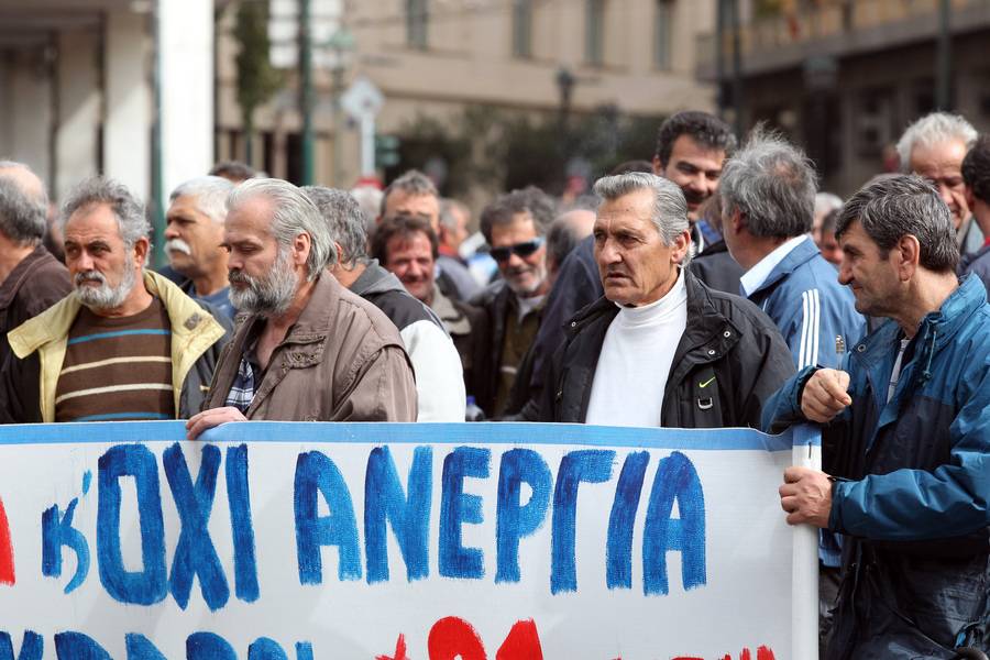 Οριακή μείωση στην ανεργία τον Αύγουστο