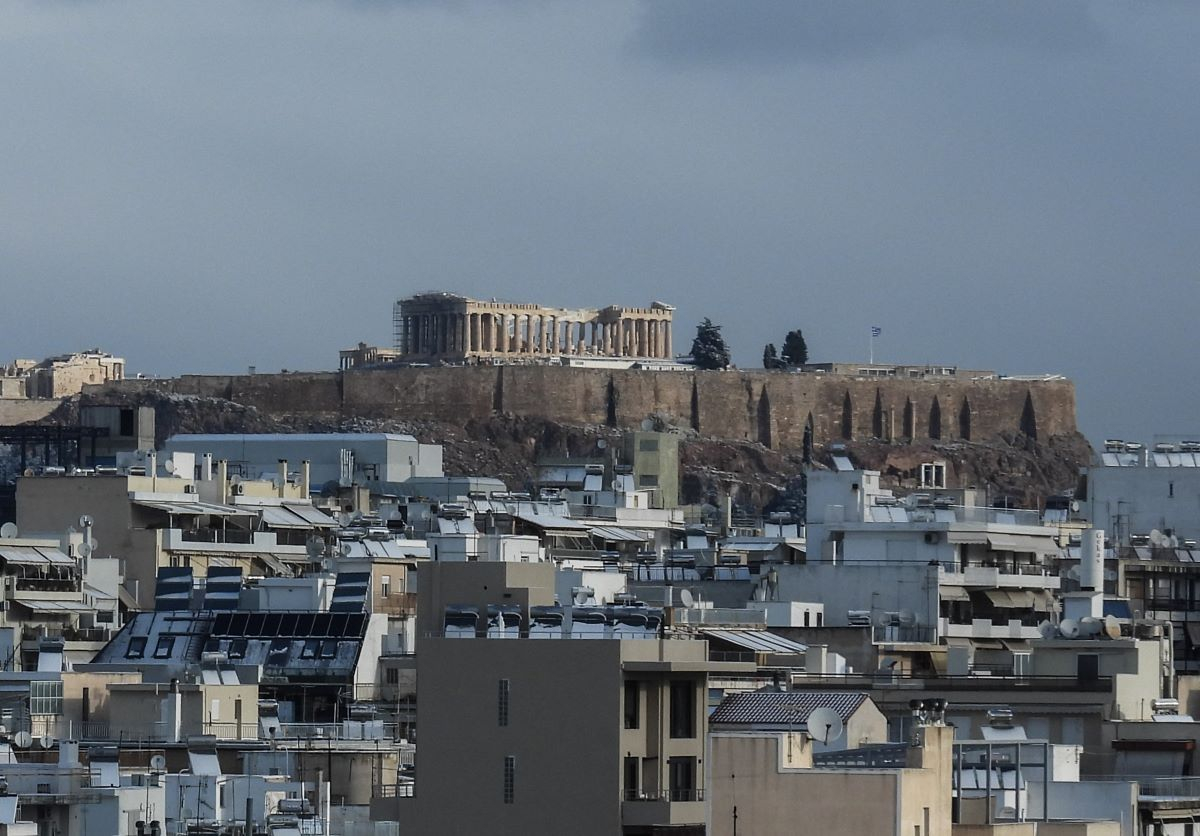 Ο «κύριος Coco Μat», το 10όροφο ξενοδοχείο στην Ακρόπολη και ο Δήμος Αθηναίων