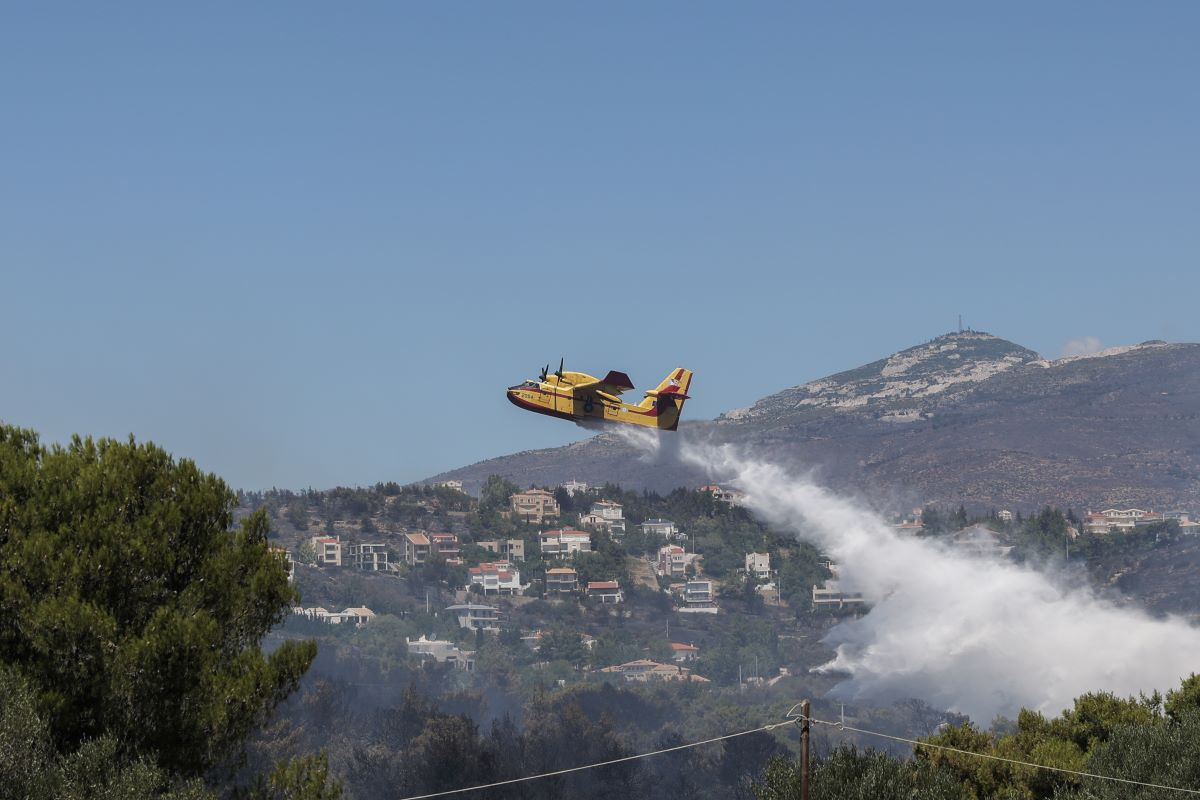 Γιατί θα καθυστερήσει η παραλαβή των νέων Canadair