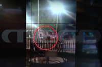Χαλκίδα: Έπεσαν πυροβολισμοί δίπλα σε παιδική χαρά (Βίντεο)