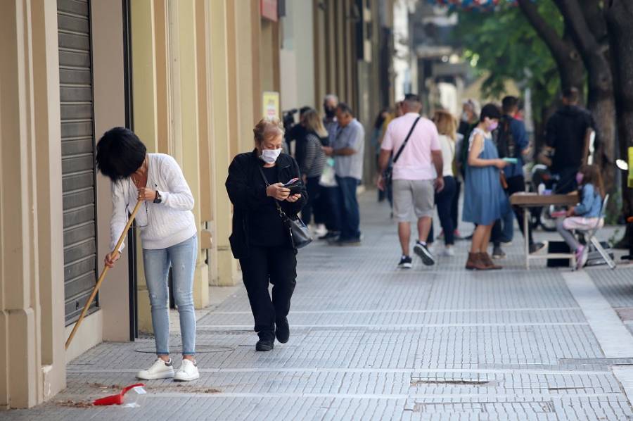 Δεύτερες σκέψεις για το άνοιγμα των καταστημάτων στην Αθήνα - Πού θα παραμείνουν κλειστά από 18/1