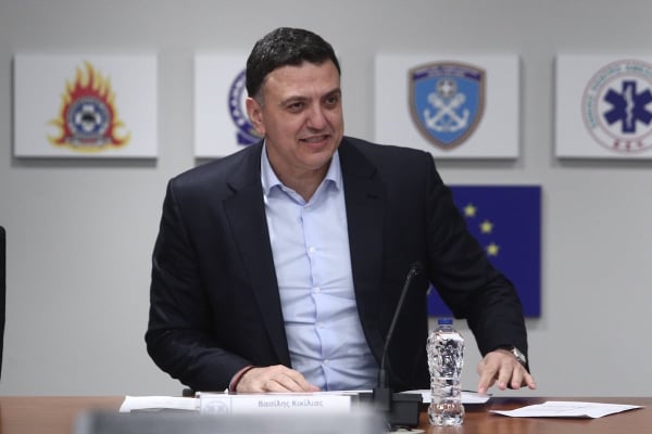 Υπό το «καπέλο» του Κικίλια ο Στρατός για την αντιμετώπιση φυσικών καταστροφών