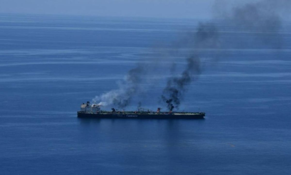 Έσβησαν οι φωτιές στο δεξαμενόπλοιο SOUNION μετά από 50 ημέρες – Ρυμουλκείται προς το Σουέζ