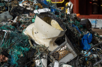 Τρομάζουν οι εικόνες από τη ρύπανση στη θάλασσα - Απέραντος σκουπιδότοπος ο Ειρηνικός (βίντεο)