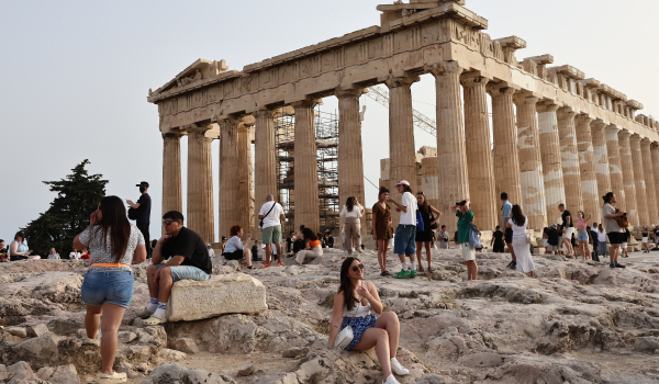 Ο καύσωνας βάζει «λουκέτο» στην Ακρόπολη - Το ωράριο για σήμερα