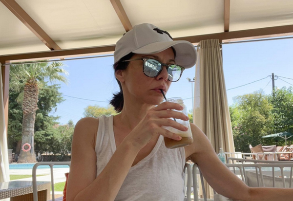 Μαριλίτα Λαμπροπούλου: Η Βασιλική του «Σασμού» κάνει διακοπές στο αγαπημένο της νησί -και δεν είναι η Κρήτη…
