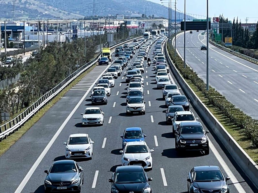 Κυκλοφοριακές ρυθμίσεις στην Αττική Οδό – Ποιο τμήμα της θα παραμείνει κλειστό λόγω εργασιών έως την Κυριακή