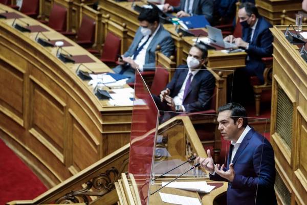 Ο Τσίπρας απάντησε με δήλωση Μητσοτάκη για την «κρατικοποίηση της Pfizer»