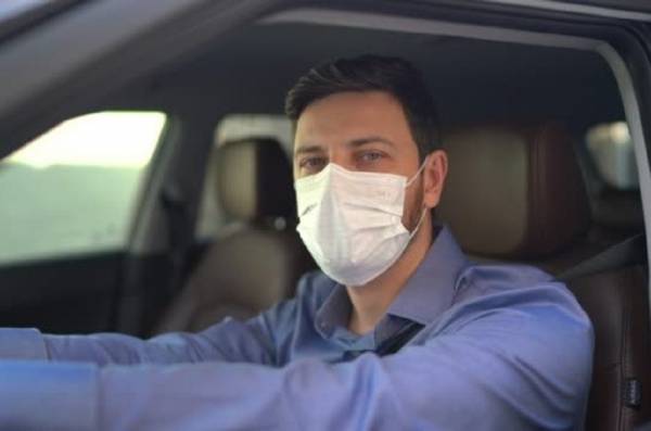 ΗΠΑ: Αρνήθηκε να φορέσει μάσκα και ο ταξιτζής τον οδήγησε στην αστυνομία