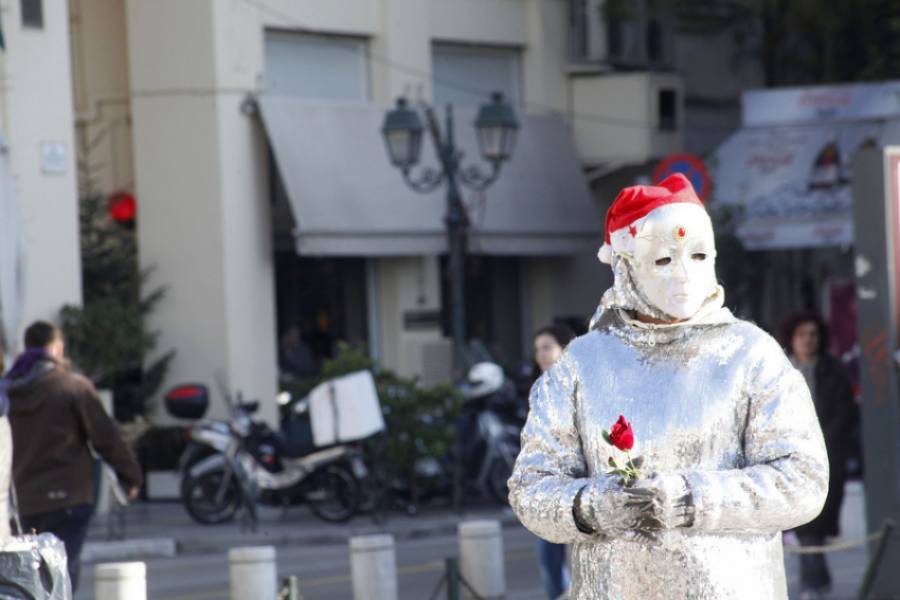 Ανοιχτά σούπερ μάρκετ και μαγαζιά την Κυριακή, τι ώρα θα κλείσουν