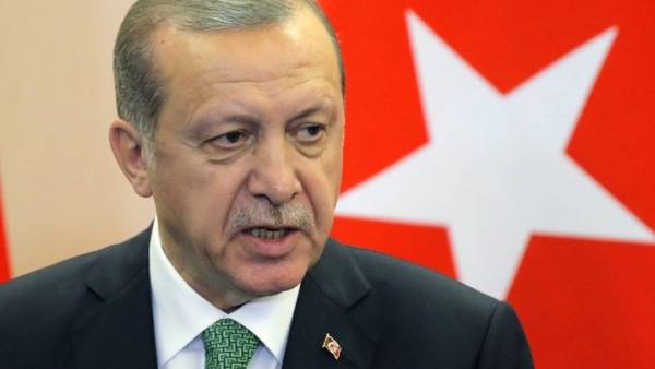Κορονοϊός: Οι επόμενες δύο εβδομάδες θα κρίνουν την τύχη της Τουρκίας