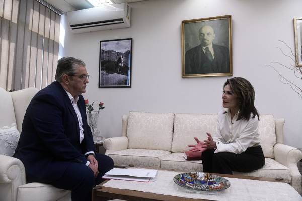 Συνάντηση Κουτσούμπα με την πρόεδρο της Επιτροπής «Ελλάδα 2021»