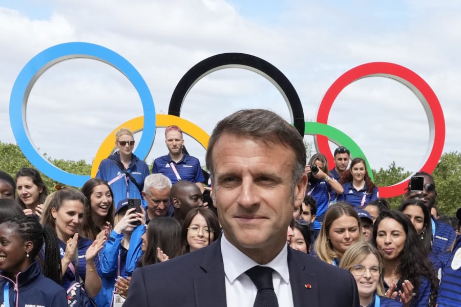 Ολυμπιακοί Αγώνες 2024: «Είμαστε έτοιμοι», δηλώνει ο Εμανουέλ Μακρόν – Επισκέφθηκε το Χωριό