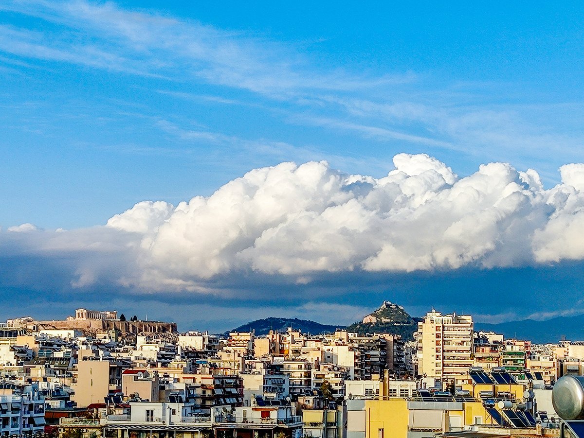 Meteo: Βελτιωμένος ο καιρός την Πέμπτη 9/3 - Έως 22 βαθμούς η θερμοκρασία