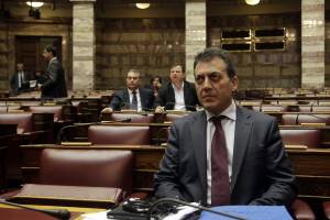 Βρούτσης: Αρνητικό ρεκόρ με 120.000 χαμένες θέσεις εργασίας