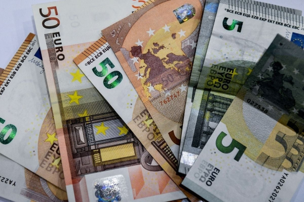 e-ΕΦΚΑ και ΔΥΠΑ δίνουν 72 εκατ. ευρώ αυτή την εβδομάδα - Τι πληρώνουν