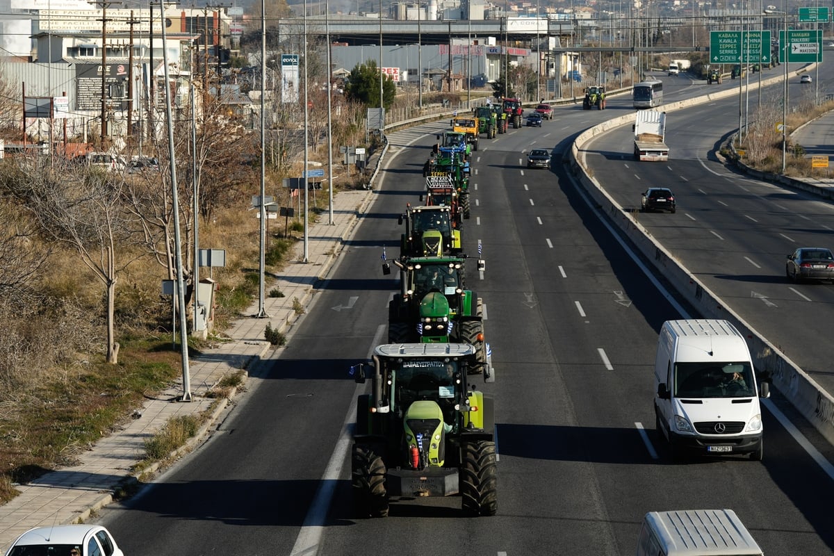 Η κυβέρνηση υποτίμησε τις αγροτικές κινητοποιήσεις - Τι θα γίνει αν τα τρακτέρ κατέβουν στην Αθήνα