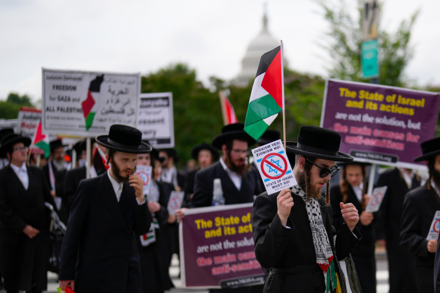 Επεισοδιακή η επίσκεψη Νετανιάχου στην Ουάσιγκτον - Εβραίοι διαδήλωσαν κατά της αιματοχυσίας στη Γάζα (Εικόνες)