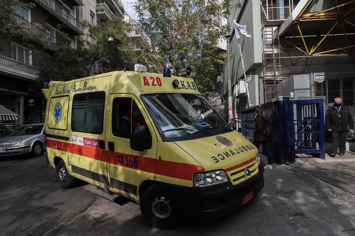 Θεσσαλονίκη: 15χρονος έπεσε μέσα σε φρεάτιο - Τον απεγκλώβισε η πυροσβεστική