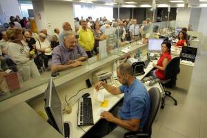 Τράπεζες: Χιλιάδες υπάλληλοι φοβούνται το αύριο