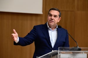 Μηνύματα Τσίπρα: Να μη λησμονούμε από πού ερχόμαστε, γιατί θα χάσουμε την πυξίδα πού θα πάμε