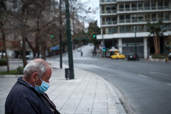 Πού εντοπίστηκαν τα 3.586 κρούσματα, οι περιοχές: Χάος σε Αττική με 1.779 και δέος στην Αθήνα με 1.076