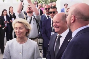 Οι ηγέτες της G7 εύχονται «Χρόνια Πολλά» στον Σολτς τραγουδώντας - Δείτε βίντεο