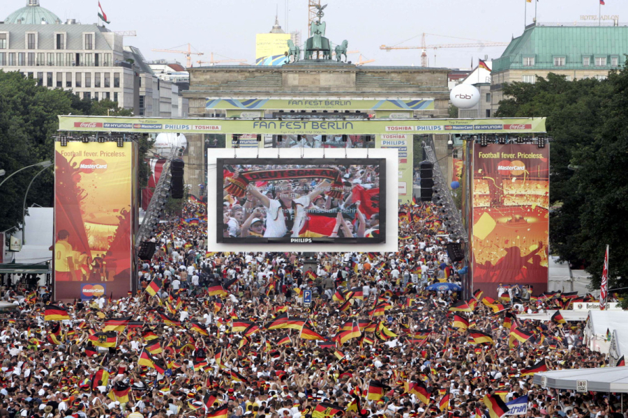 Euro 2024: Έκλεισαν οι Fan Zone στο Βερολίνο λόγω προειδοποίησης για ακραία καιρικά φαινόμενα