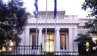 Πώς είδε το Μαξίμου τις εκλογές στο ΠΑΣΟΚ - Οι εκτιμήσεις για Ανδρουλάκη και Δούκα