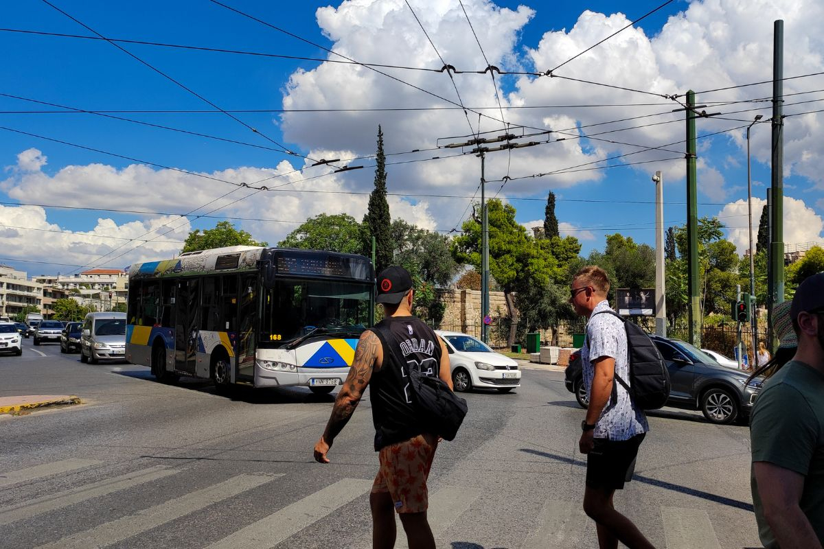 Πότε πέφτει η θερμοκρασία: Οι μετεωρολόγοι «κύκλωσαν» την ημέρα